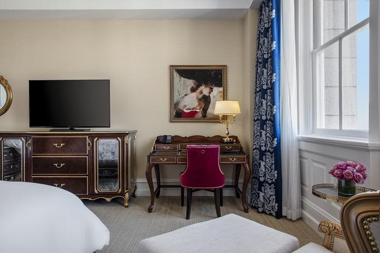 Premium King Bed or Two Queen Beds Guestroom