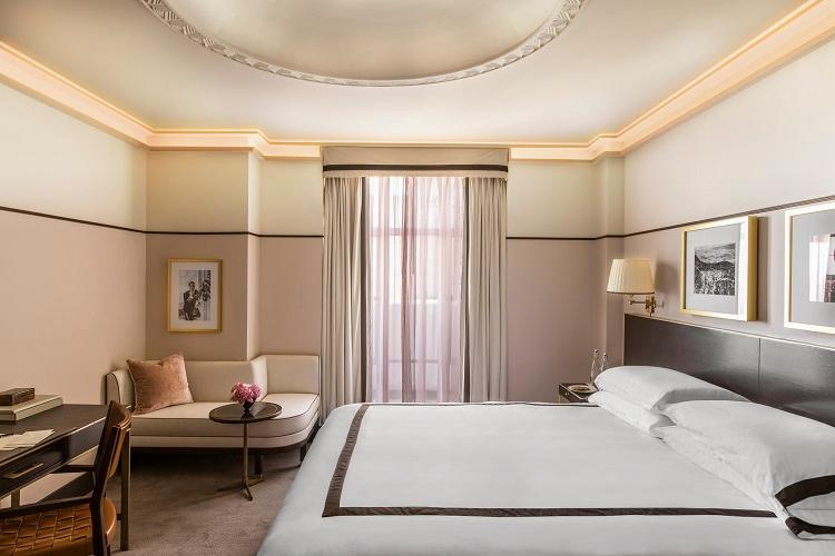 Deluxe King Guestroom
