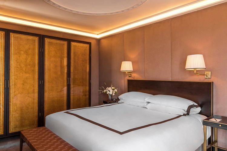 Superior Queen Guestroom