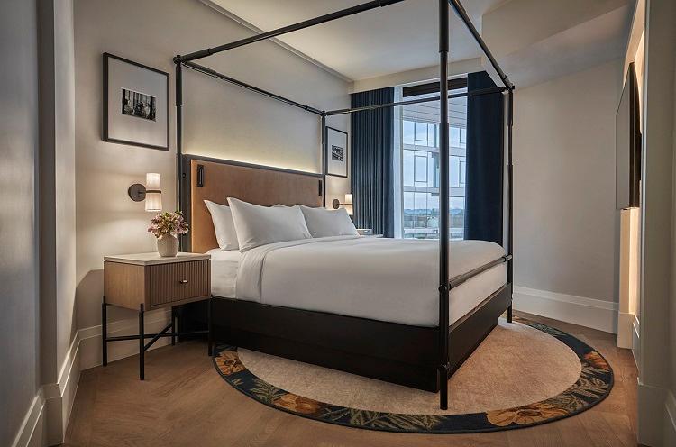 King Guest Room