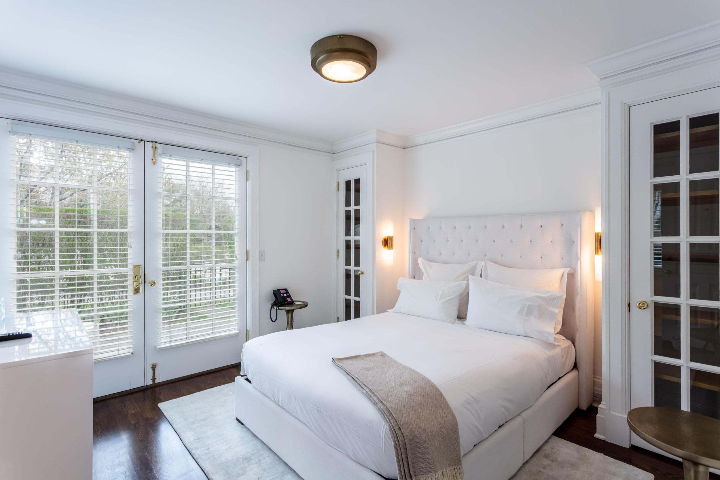Magari Harbor House 1 Bedroom King Suite