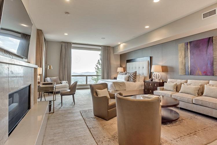 Platinum Room