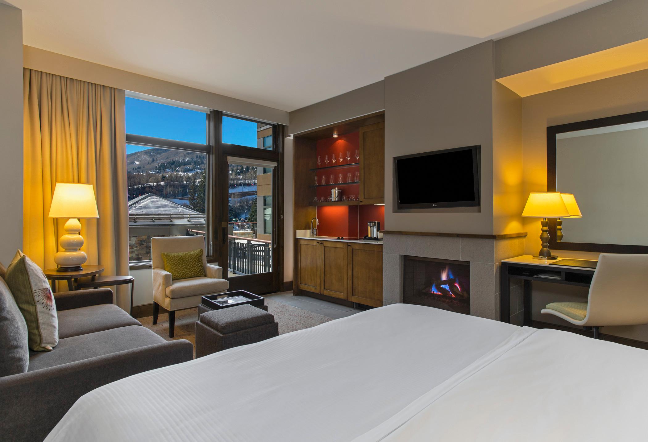 Studio King Suite