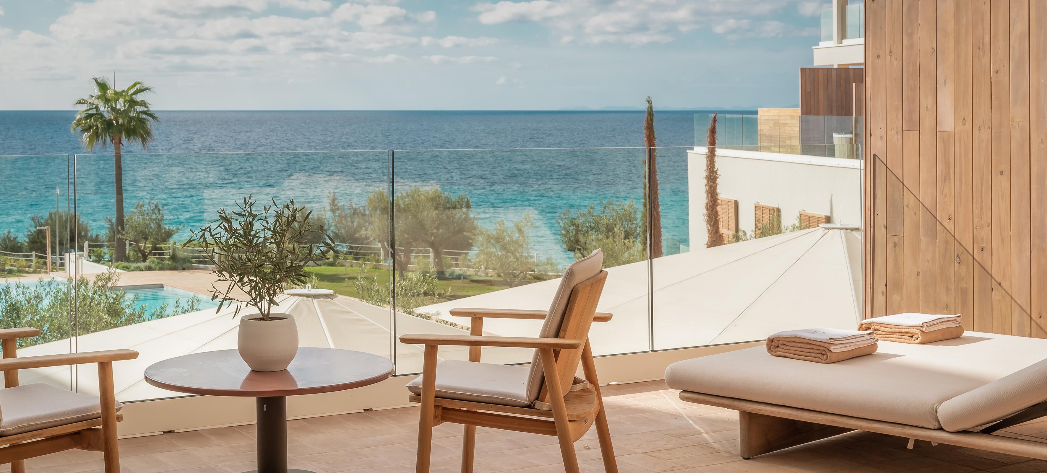 TWO BEDROOM SUITE SEA VIEW WITH TERRACE TUB (1292 sf)