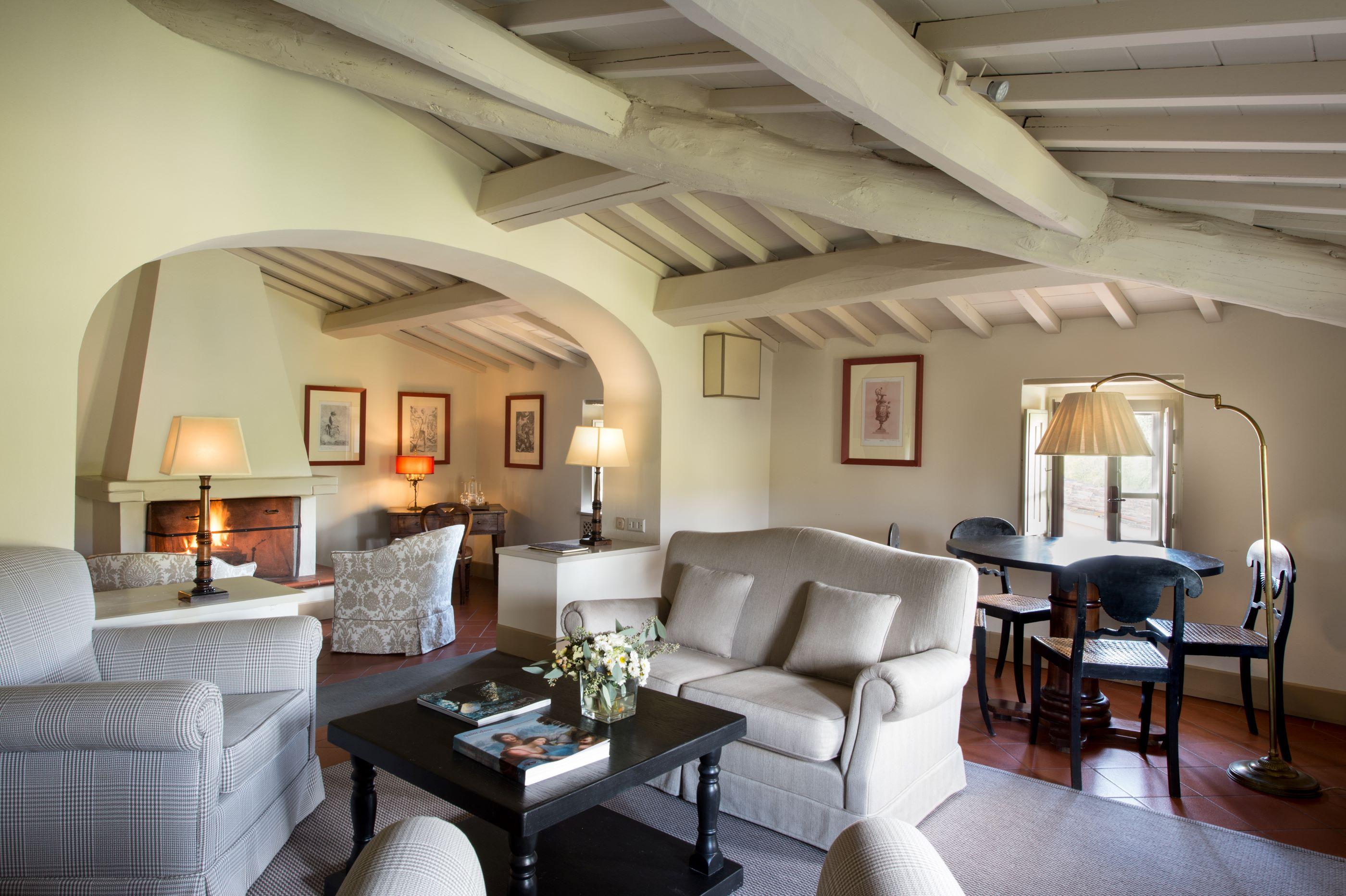 FAMILY SUITE 2 BEDROOMS MEDIEVAL VILLAGE