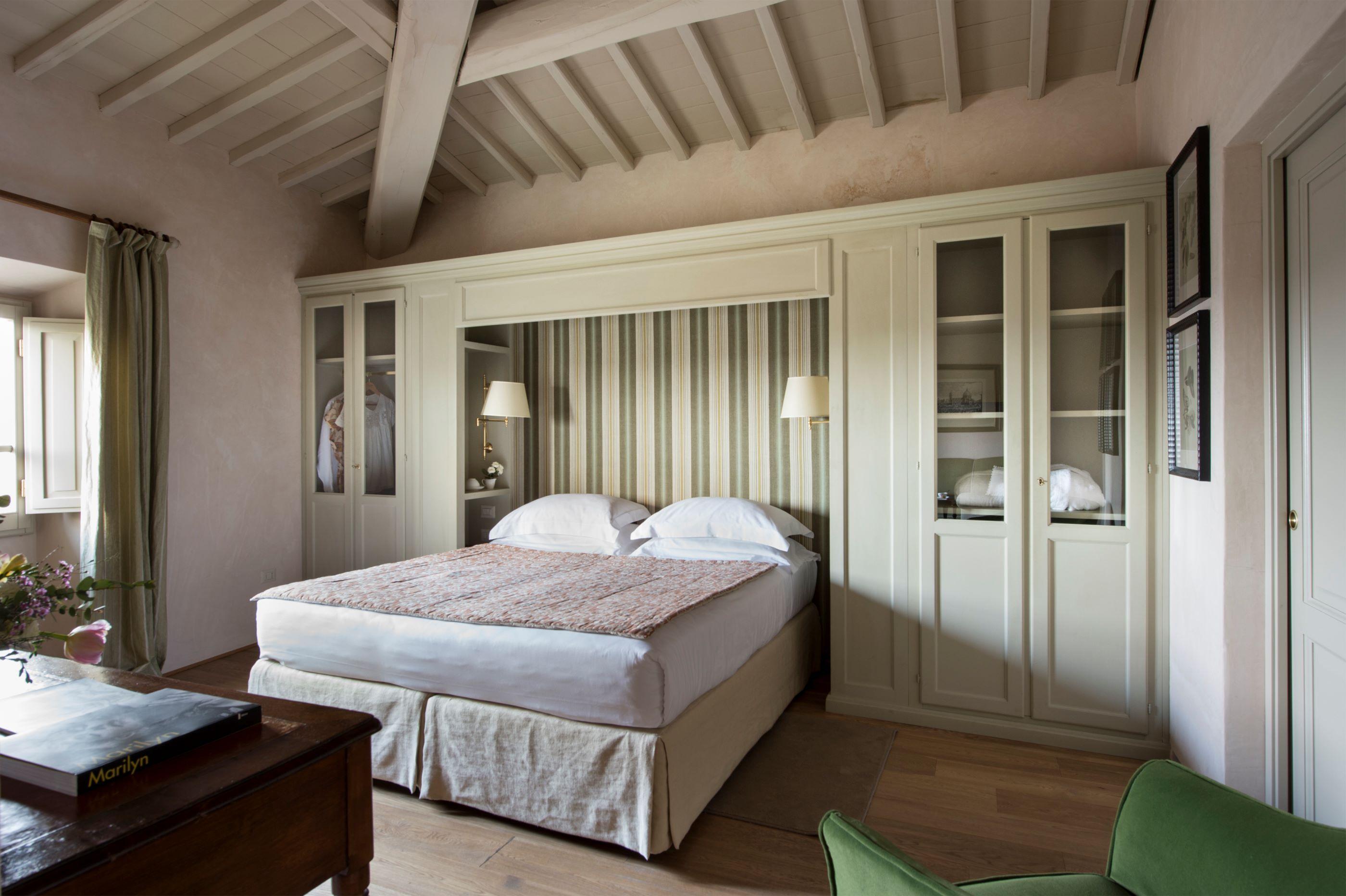 PRESTIGE SUITE MEDIEVAL VILLAGE