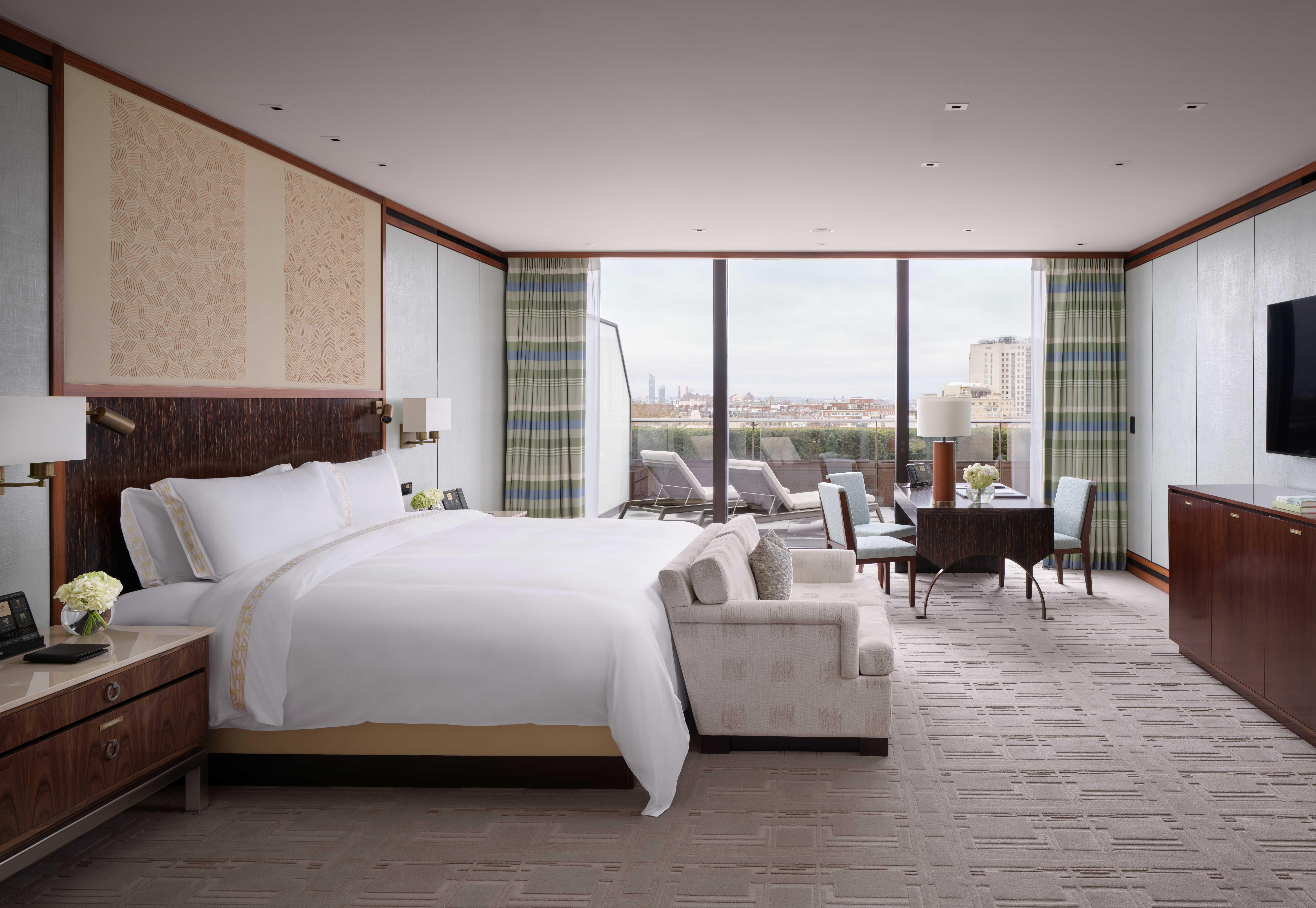 The Grand Terrace Suite
