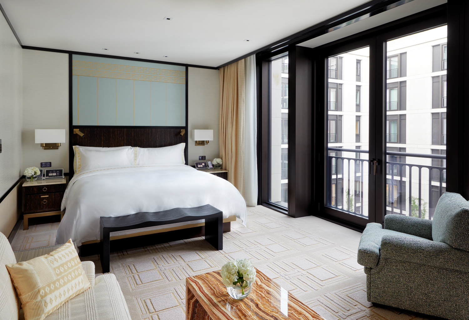 The Arch Suite