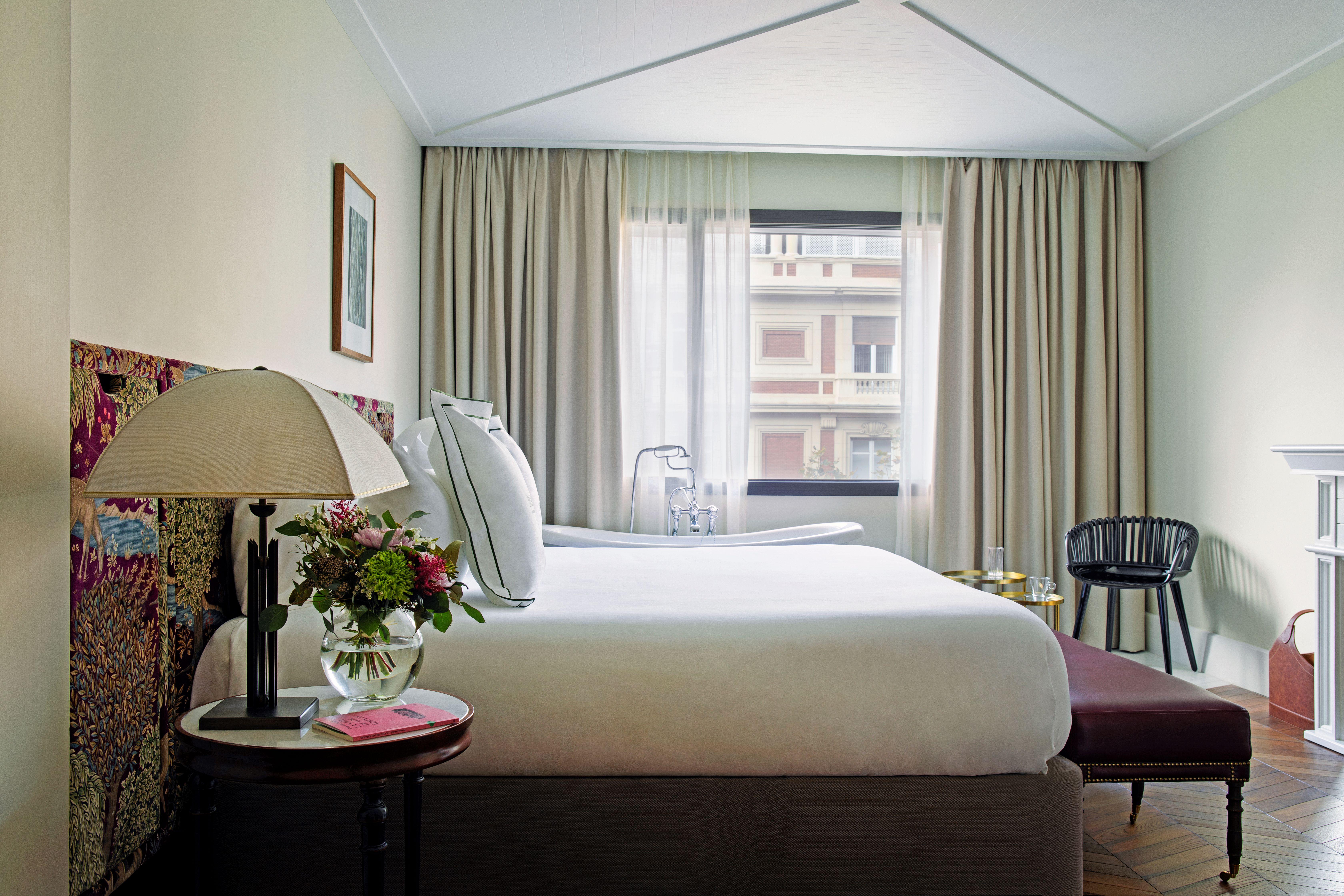 Velazquez View Studio Suite