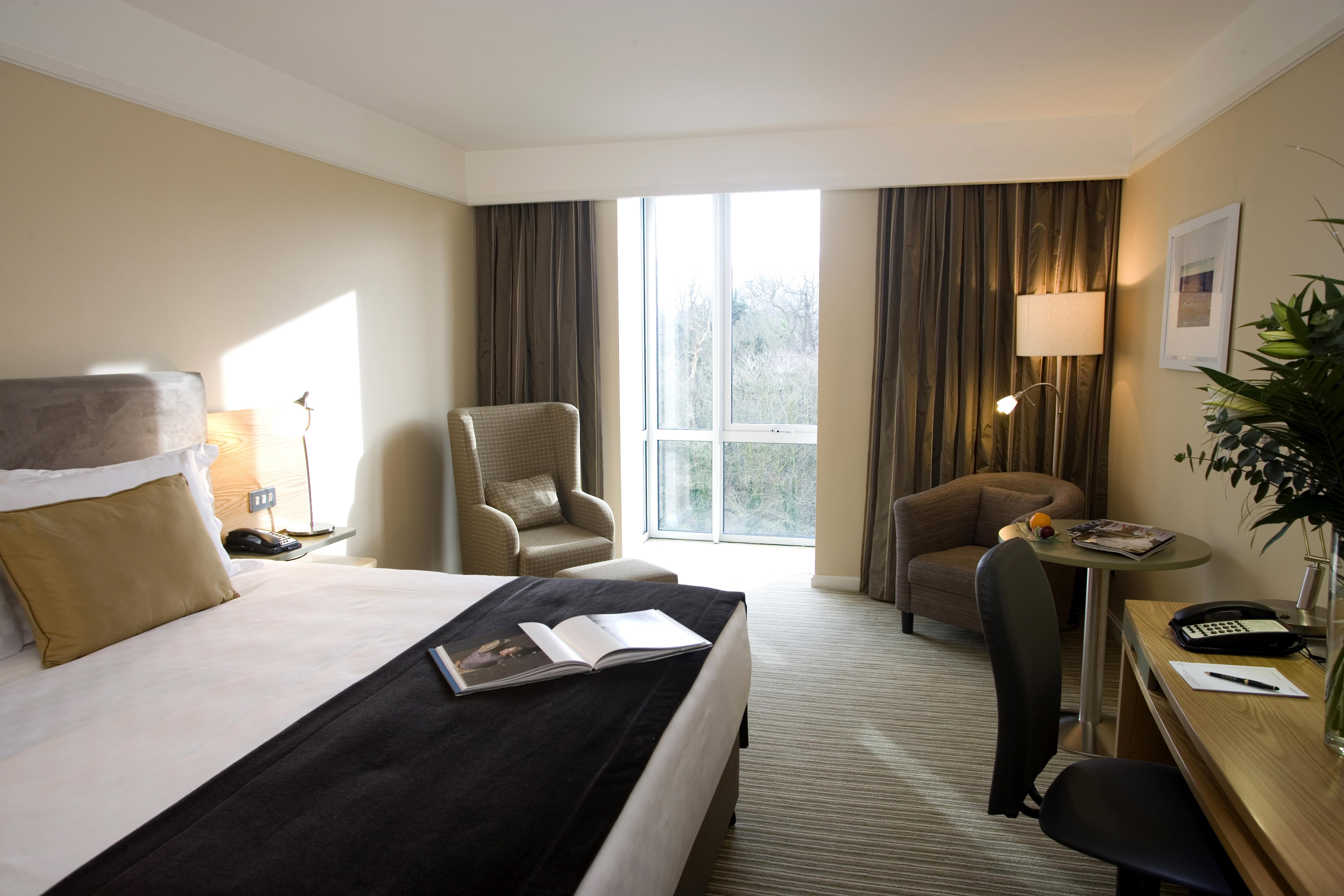 Classic Room - 1 Double Bed 1 Single Bed