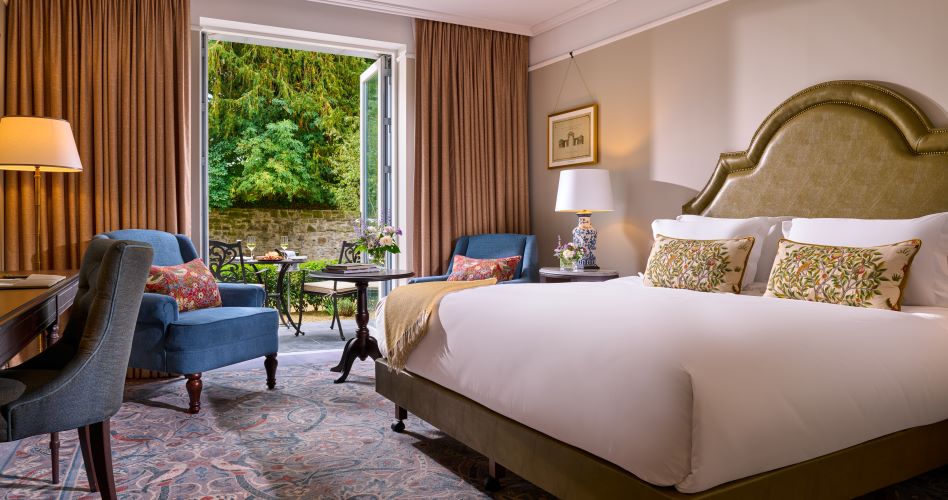 Fairmont Garden Terrace Guestroom
