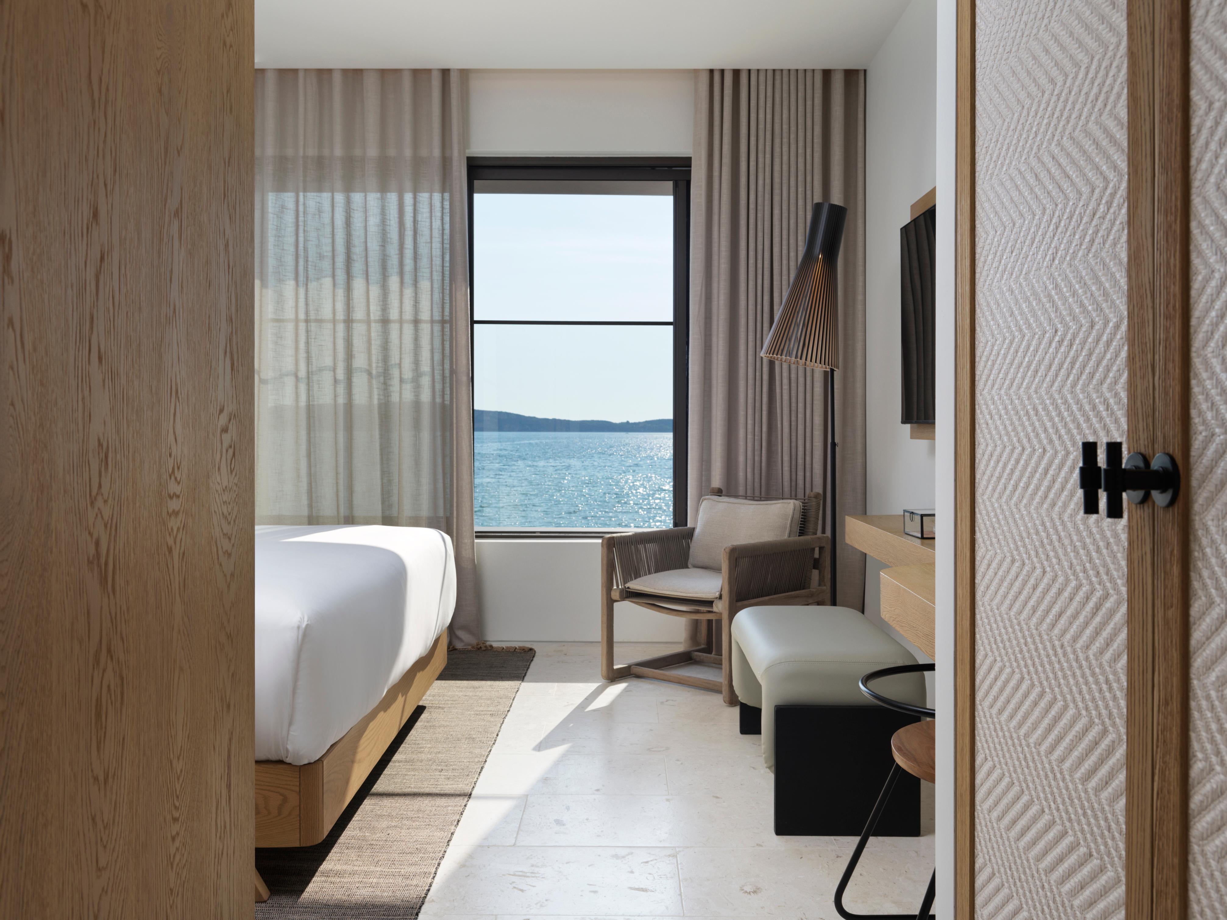 WOW Bayfront Rooftop Infinity 1-Bedroom Suite