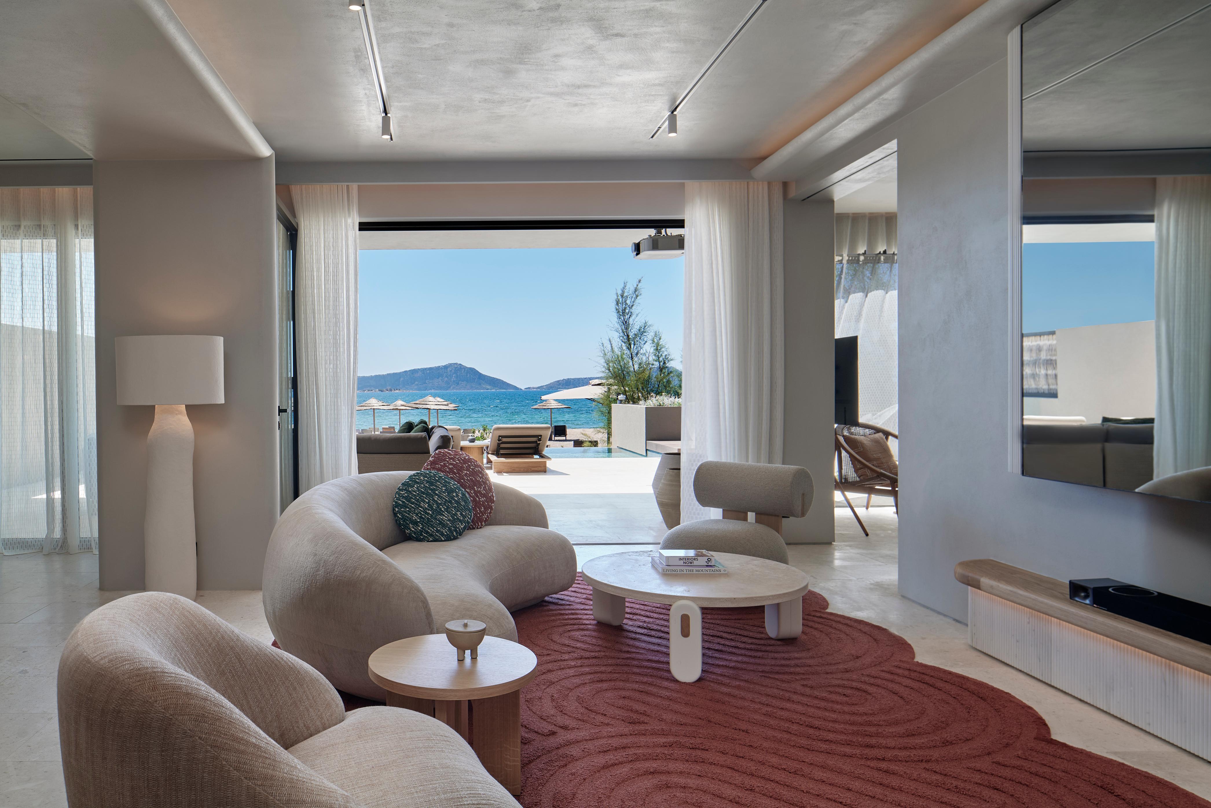 EWOW Beachfront Infinity 2 Bedroom Villa