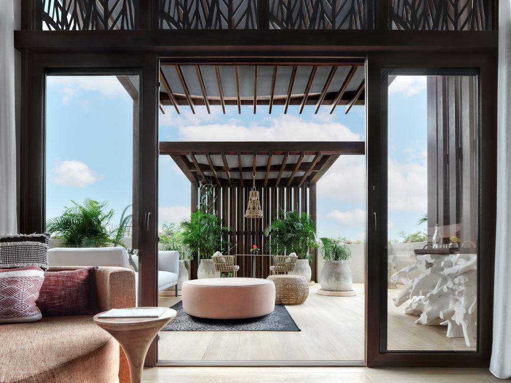 Studio Spa Suite Large Outdoor Living Area Ocean View