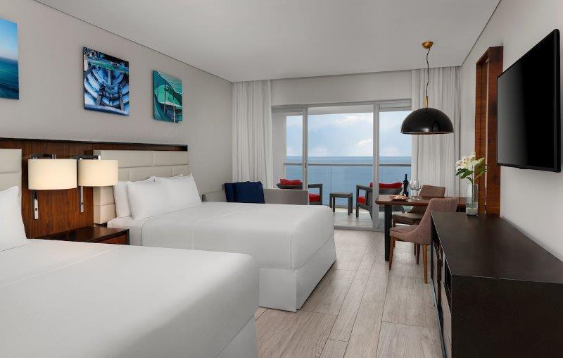 PREMIUM OCEAN FRONT ROOM - 2 QUEEN BEDS