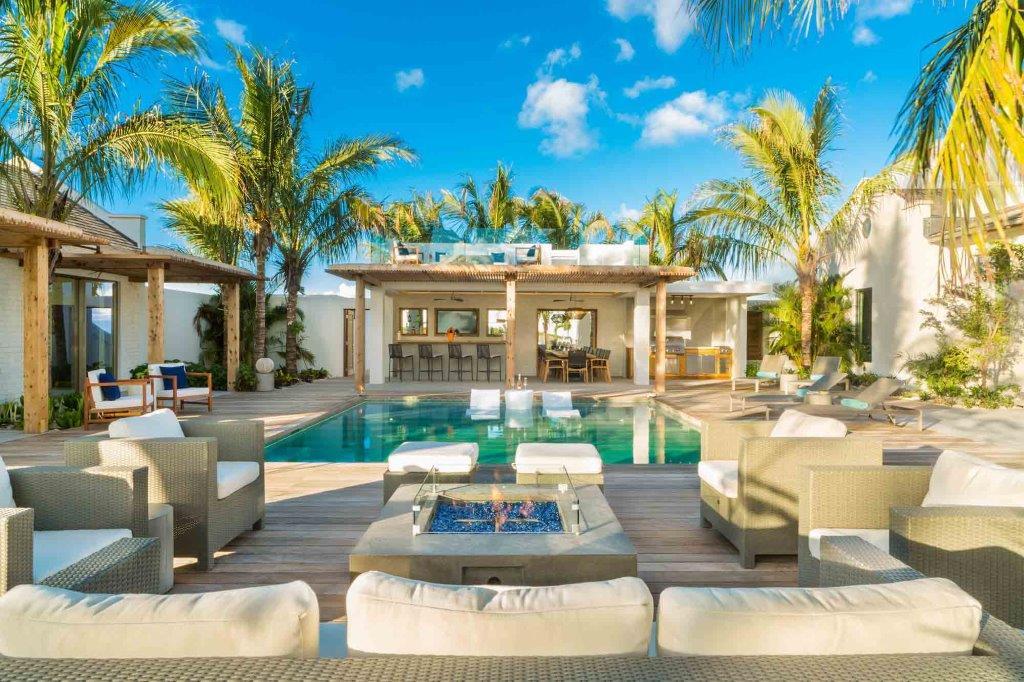 6-Bedroom Villa: Dream Pavilion with Private Chef and Butler