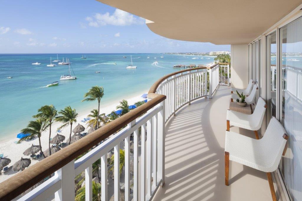 Oceanfront Orquidea Suite with Balcony