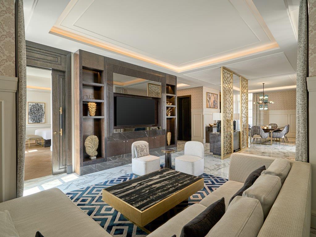 Collection Corner Suite 1100 sqft