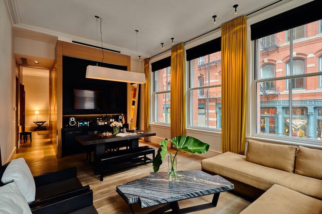 The Corner Loft Suite