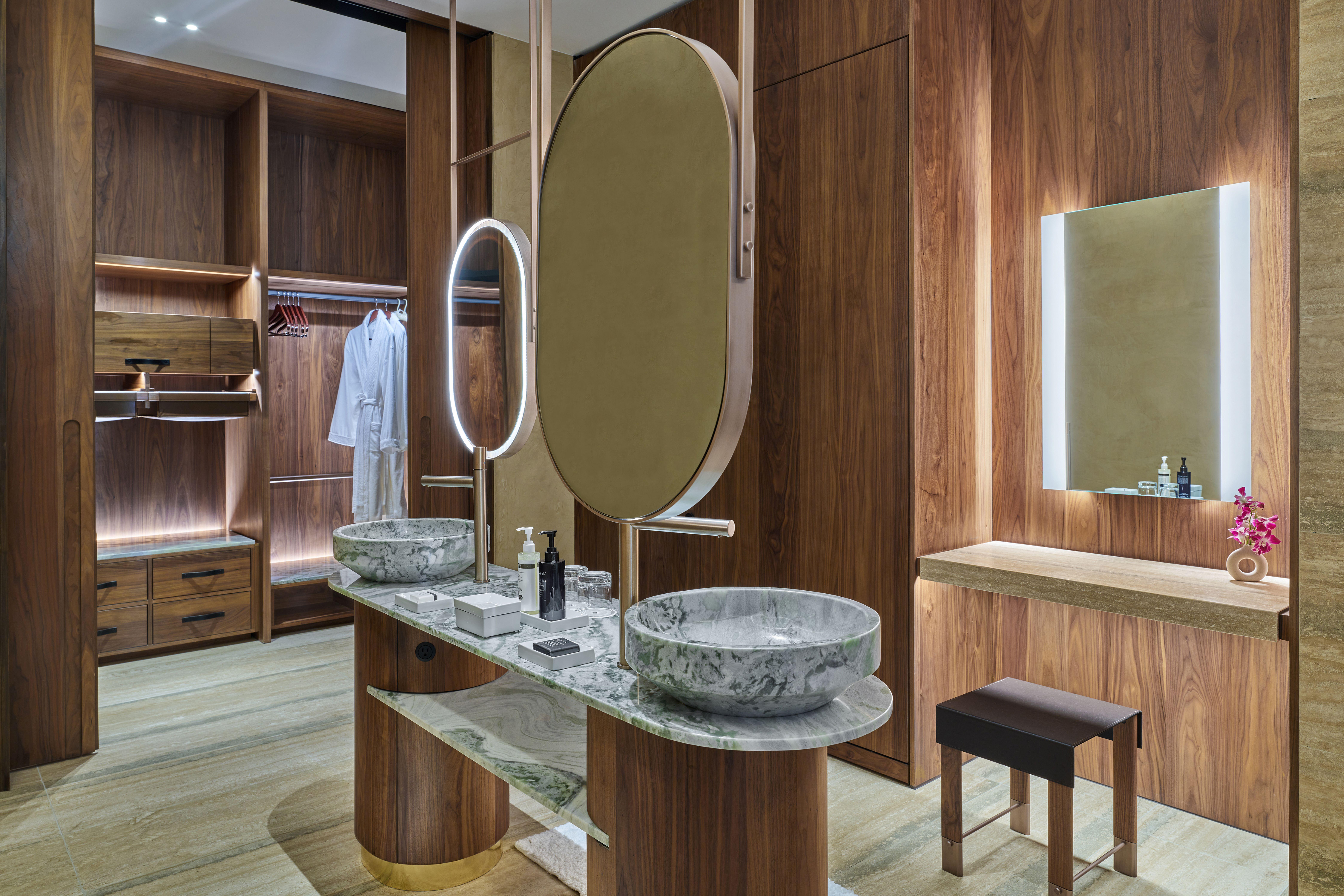 St. Regis Suite, 1 King, Ocean View, Private Pool, Terrace
