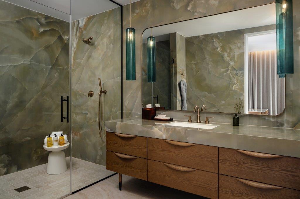 2 Bedroom Thompson Penthouse Suite