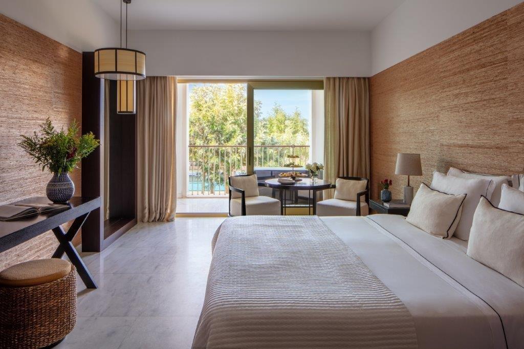 Deluxe Family Pool View Room
