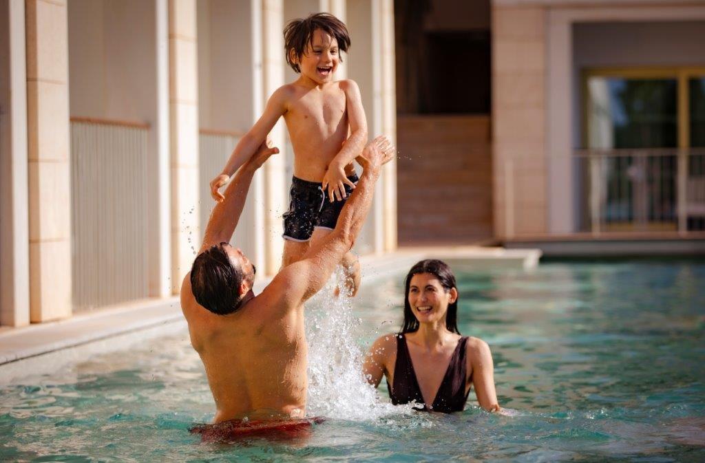 2 Bedroom Family Pool Access Room