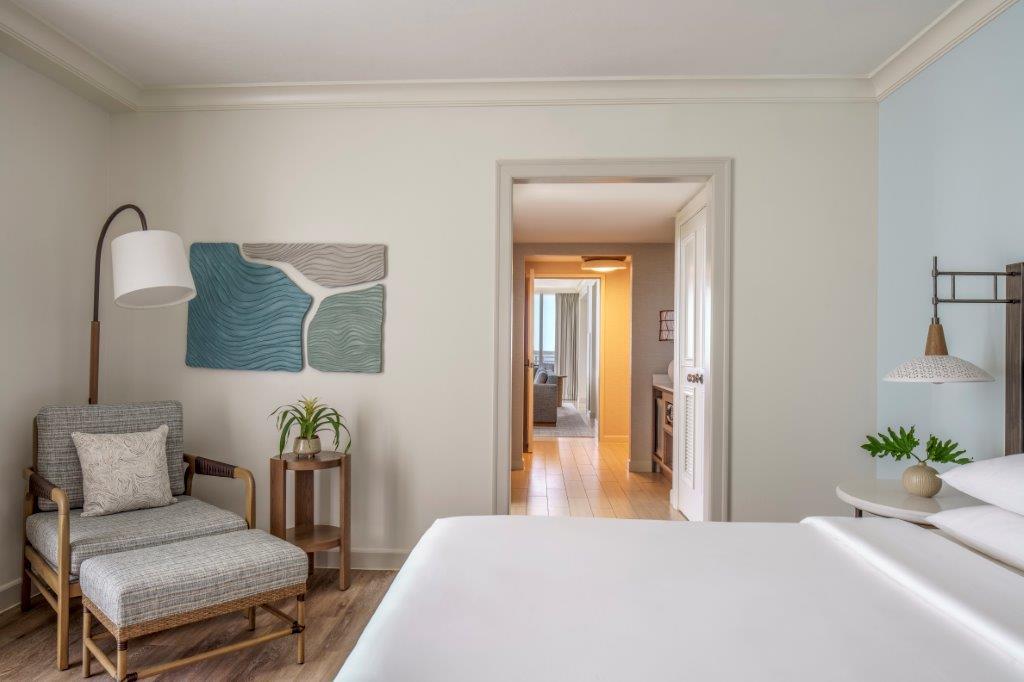 1 King Bedroom Premium Bay View Suite with Sofabed