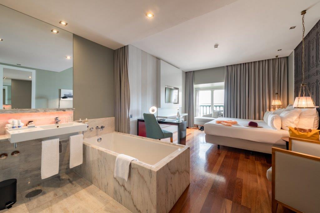 Premium King Size Bed