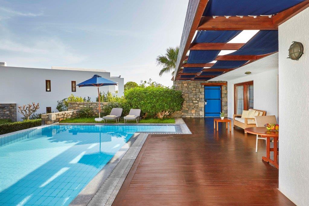 Family Villa with Private Heated Pool