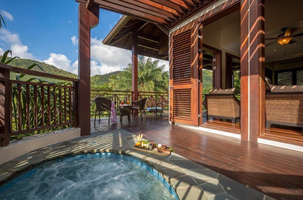 Penthouse Three Bedroom Residence with Plunge Pool