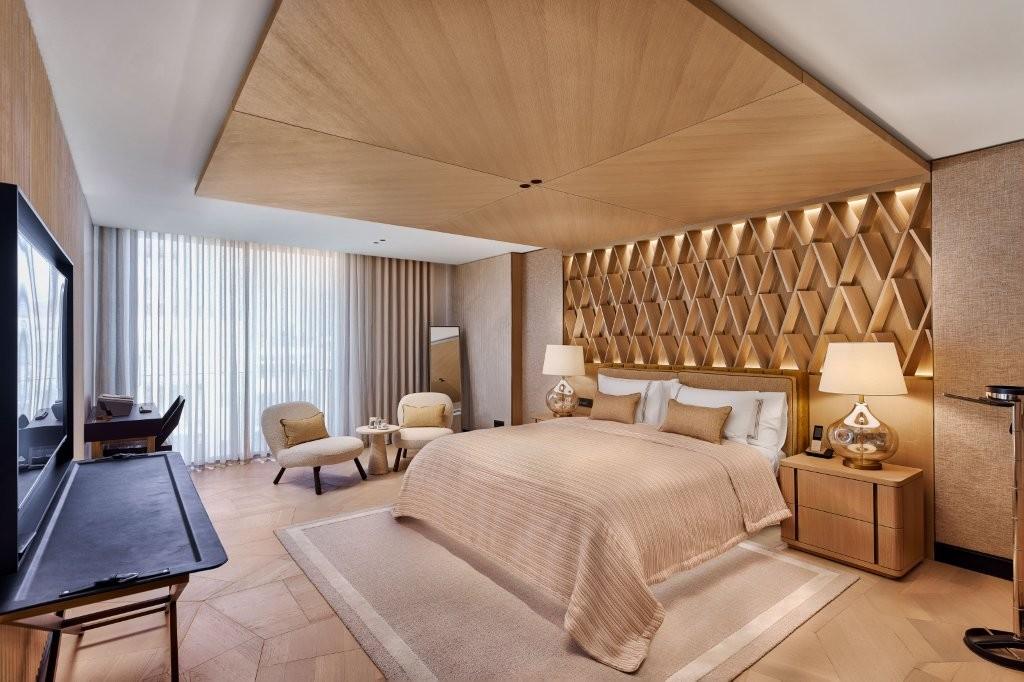 Premiere City Suite