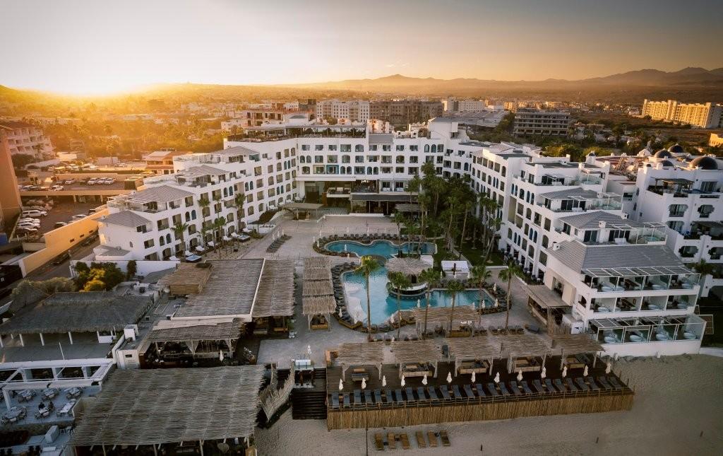 ME Cabo By Melia