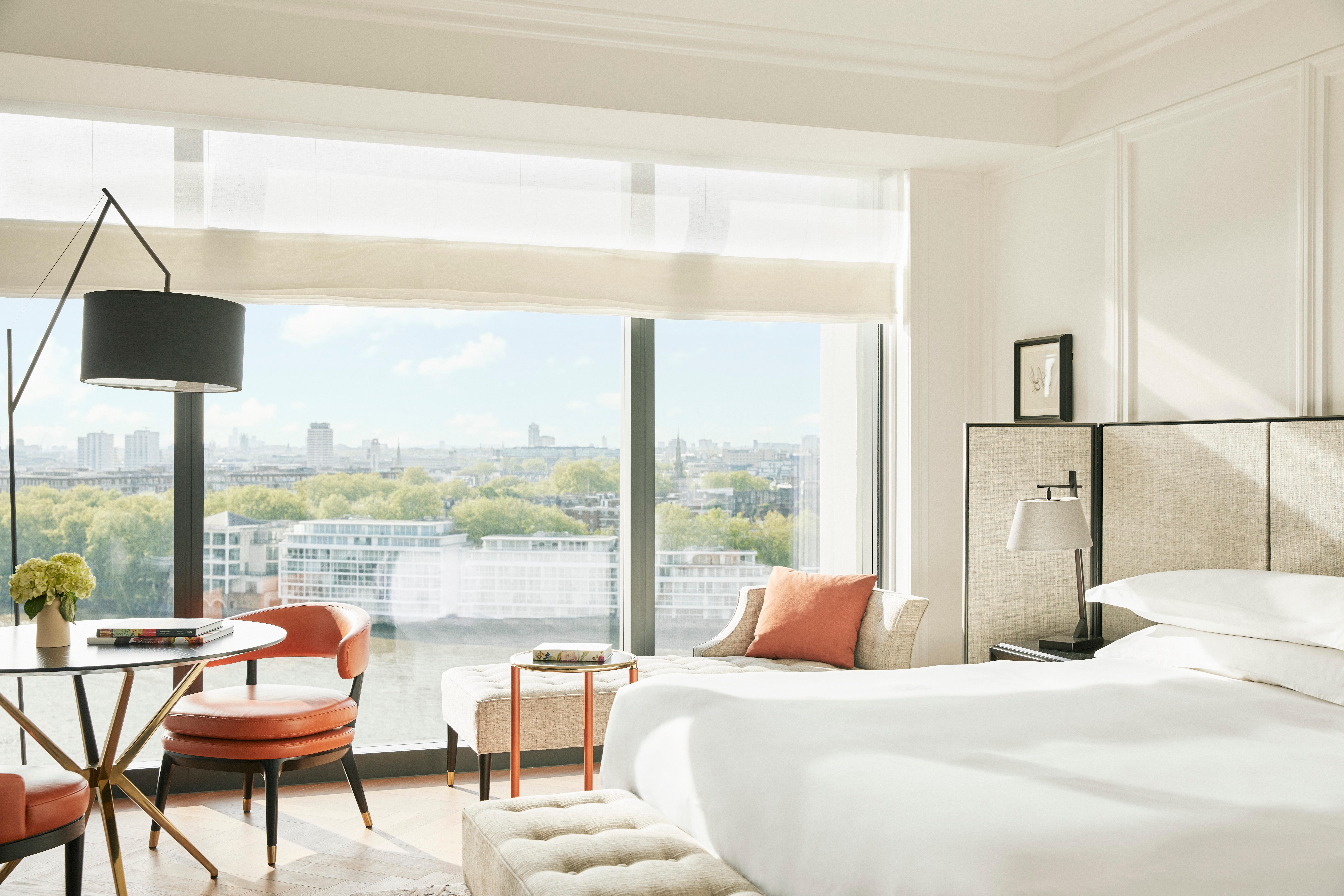 1 King Bed High Floor