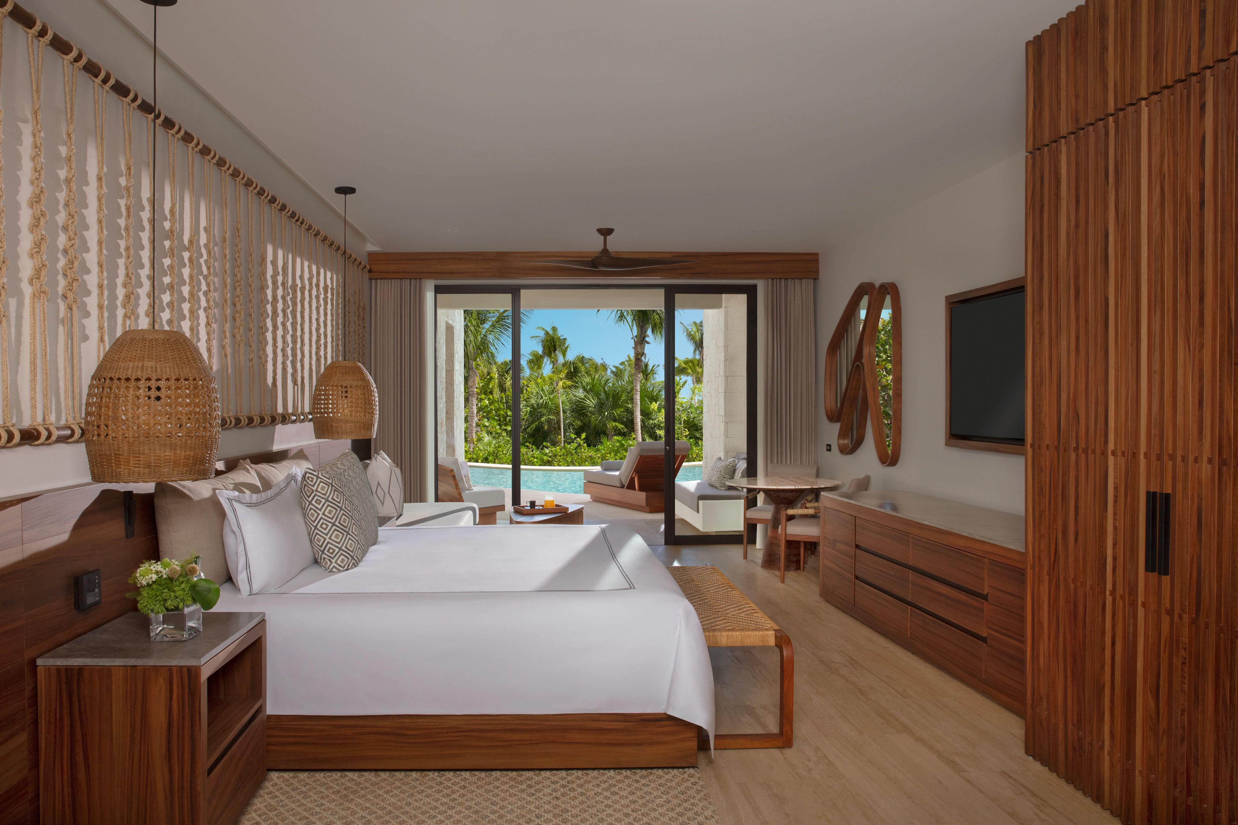 Junior Suite Swim Out