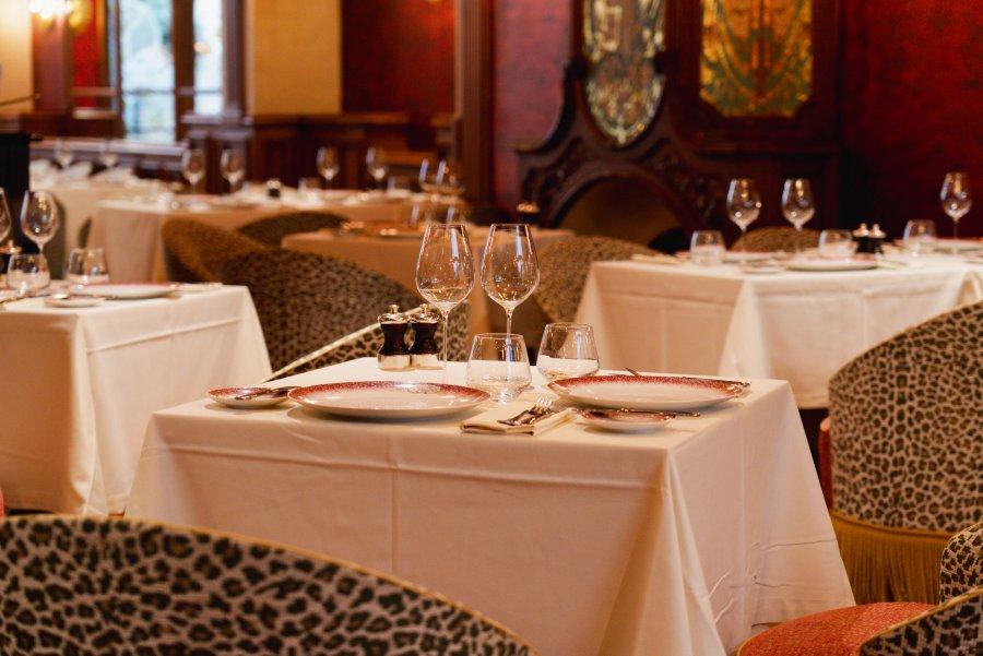 Hotel Regina Louvre, France — Hotel Regina Louvre