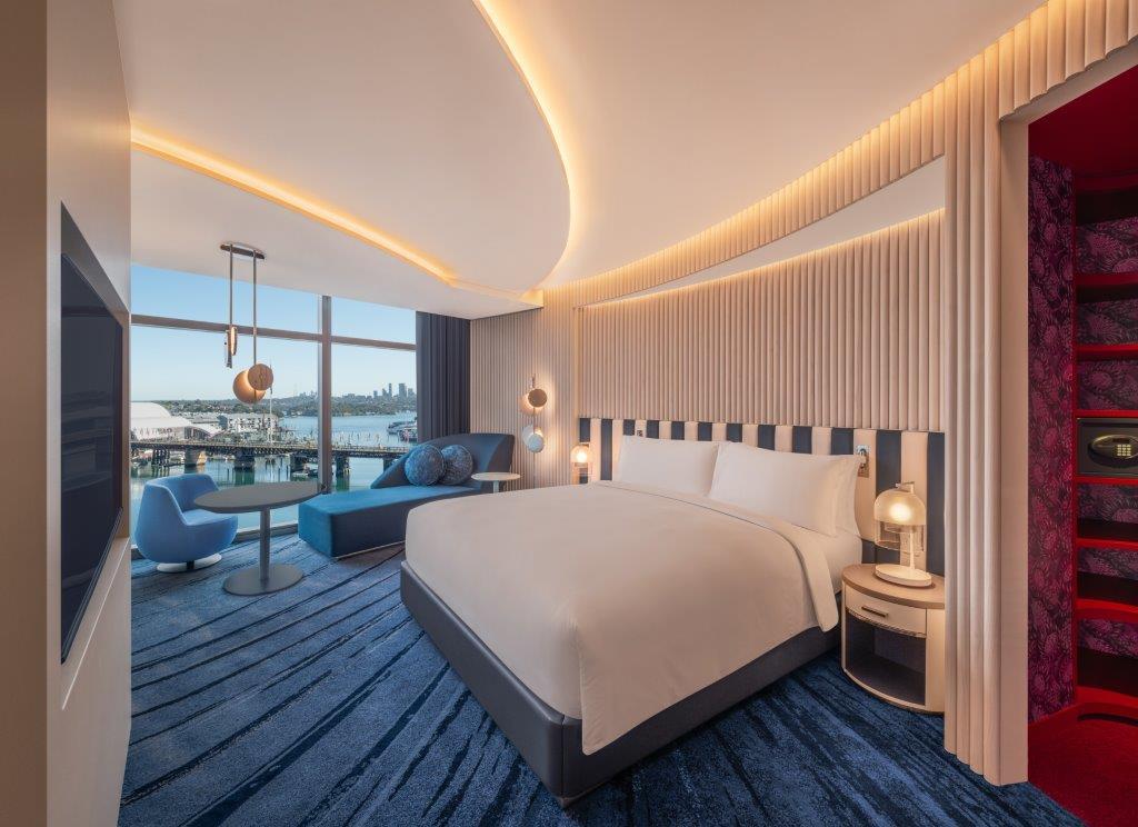 DELUXE ROOM 1 KING OR 2 DOUBLES, DARLING HARBOUR VIEW