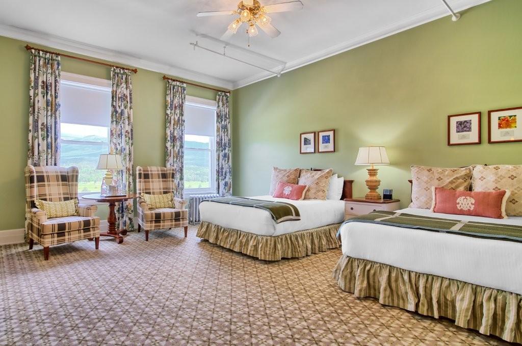 Deluxe Room with a View 2 Queen Beds