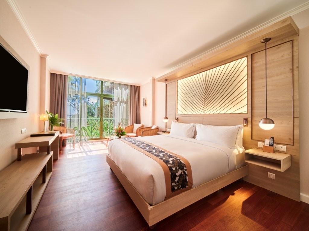 1 King Bed - Standard Room