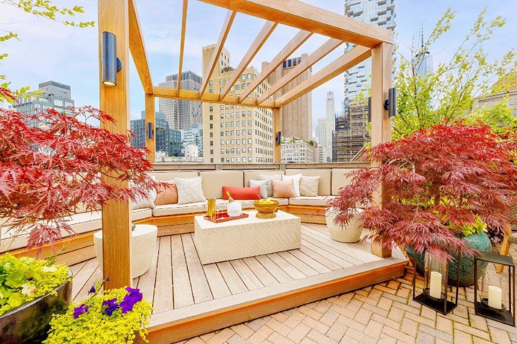 Roxy Penthouse & Terrace (not in the GDS and contract is required)