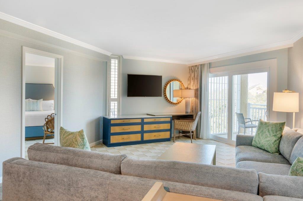 Island Suite - 1 King Bed
