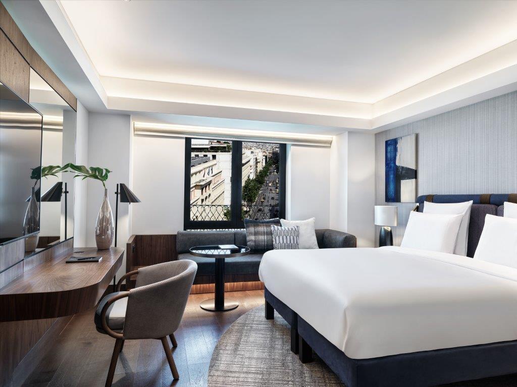 Deluxe Room with 1 King Size Bed