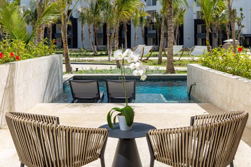 Preferred Club Junior Swim Out Suite
