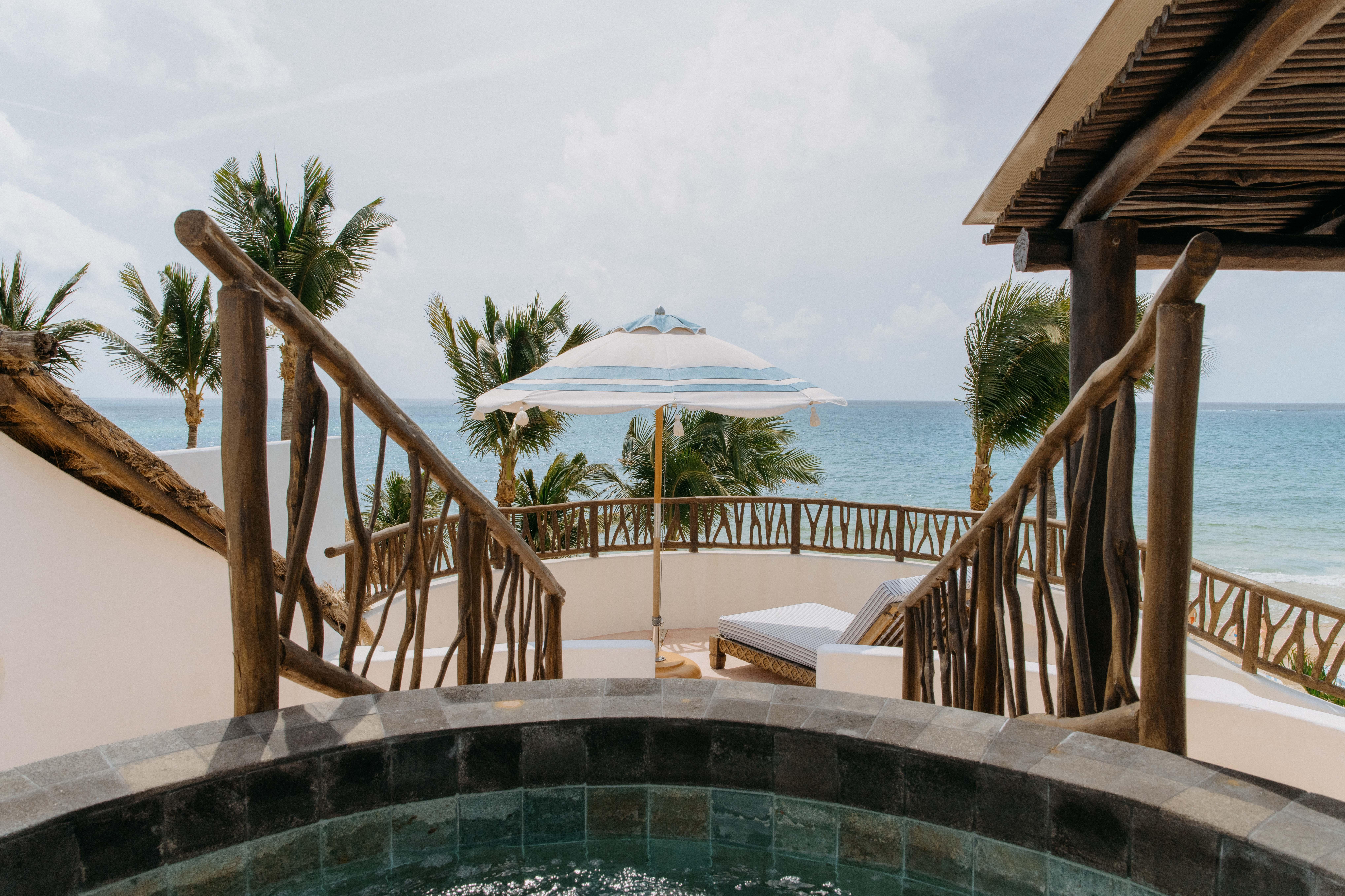 Oceanfront One Bedroom Plunge Pool Suite