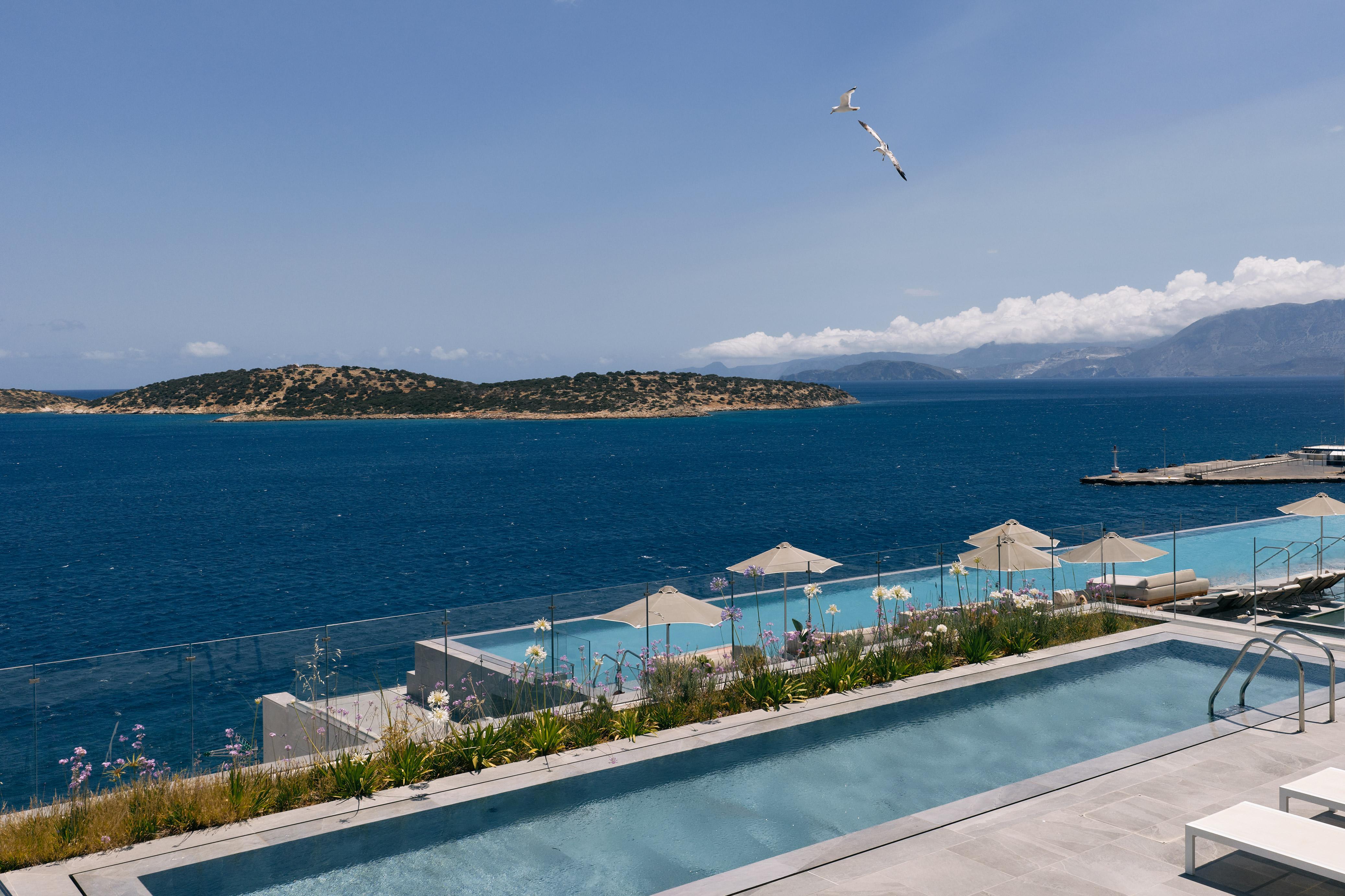 Premium Sea View Shared Pool