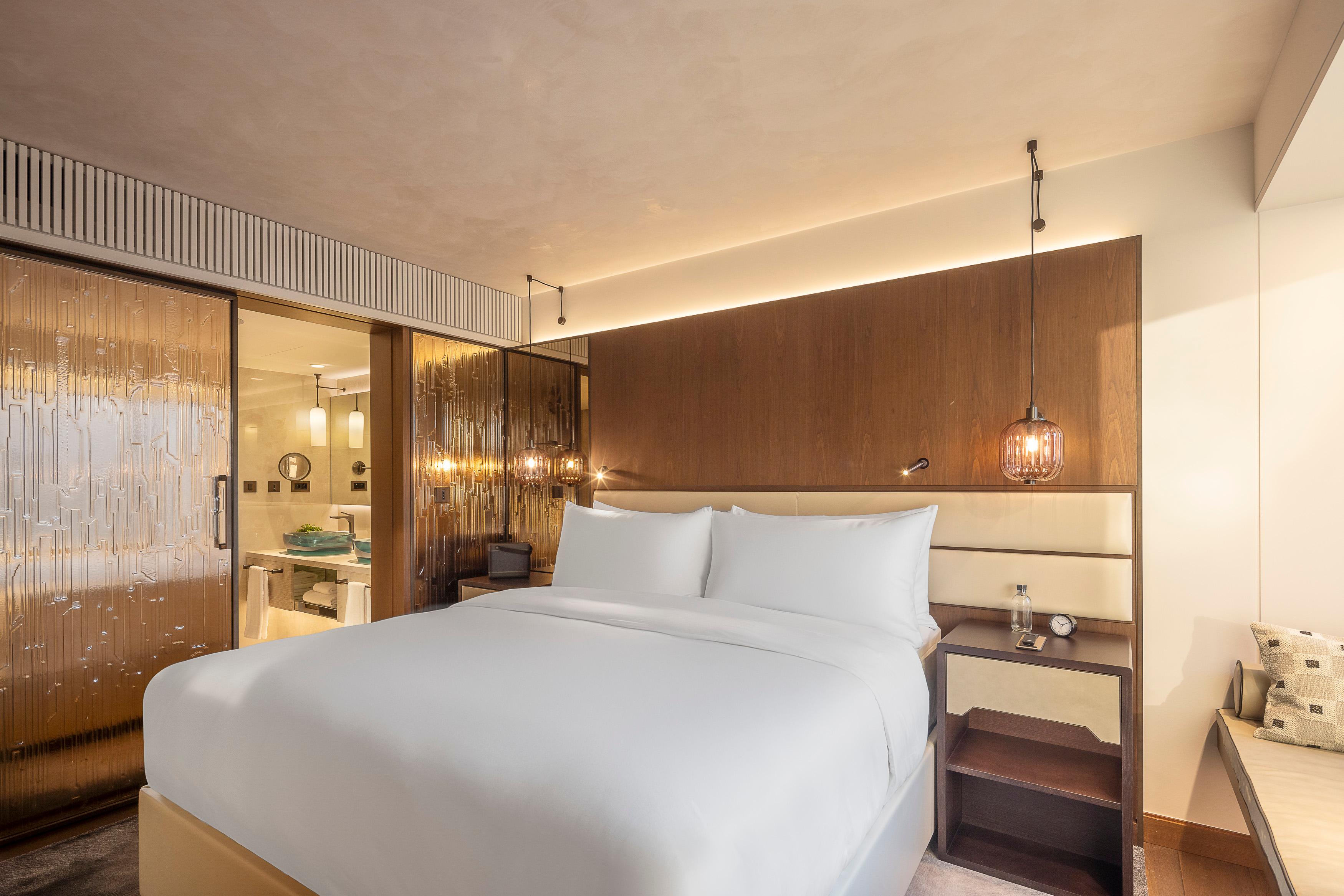 One-Bedroom Suites