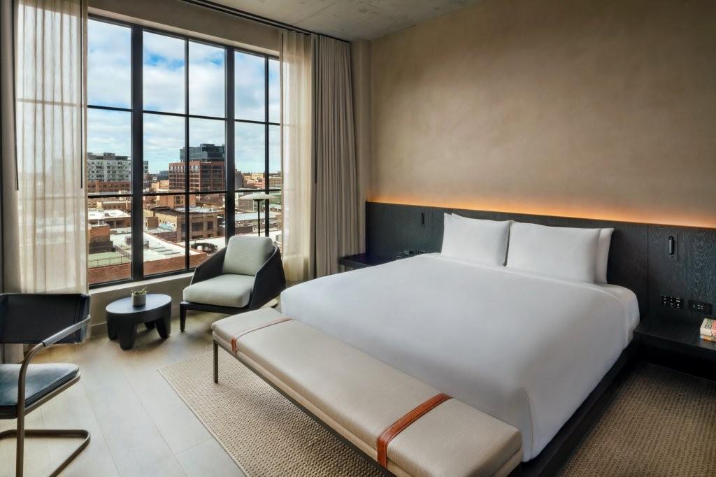 Deluxe King ADA Room