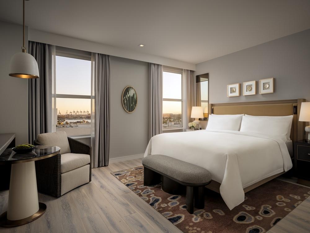 Deluxe Bay View Room