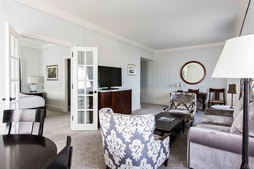 Corner One Bedroom Suite