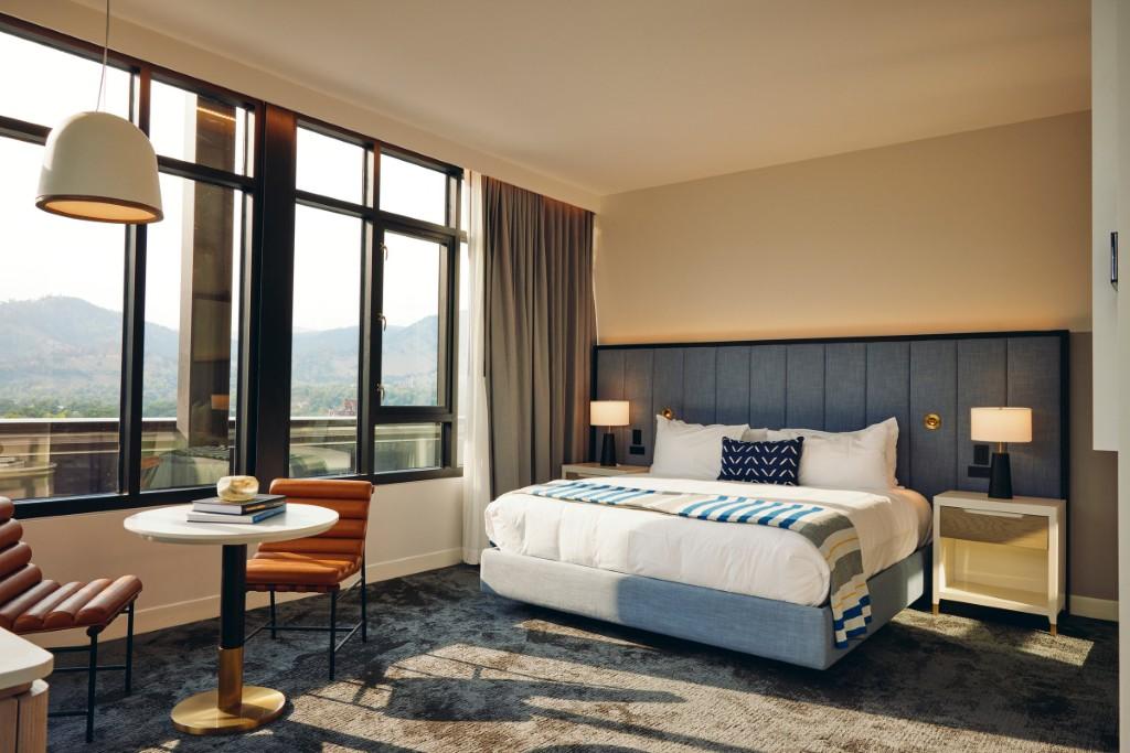 Alumni Suite